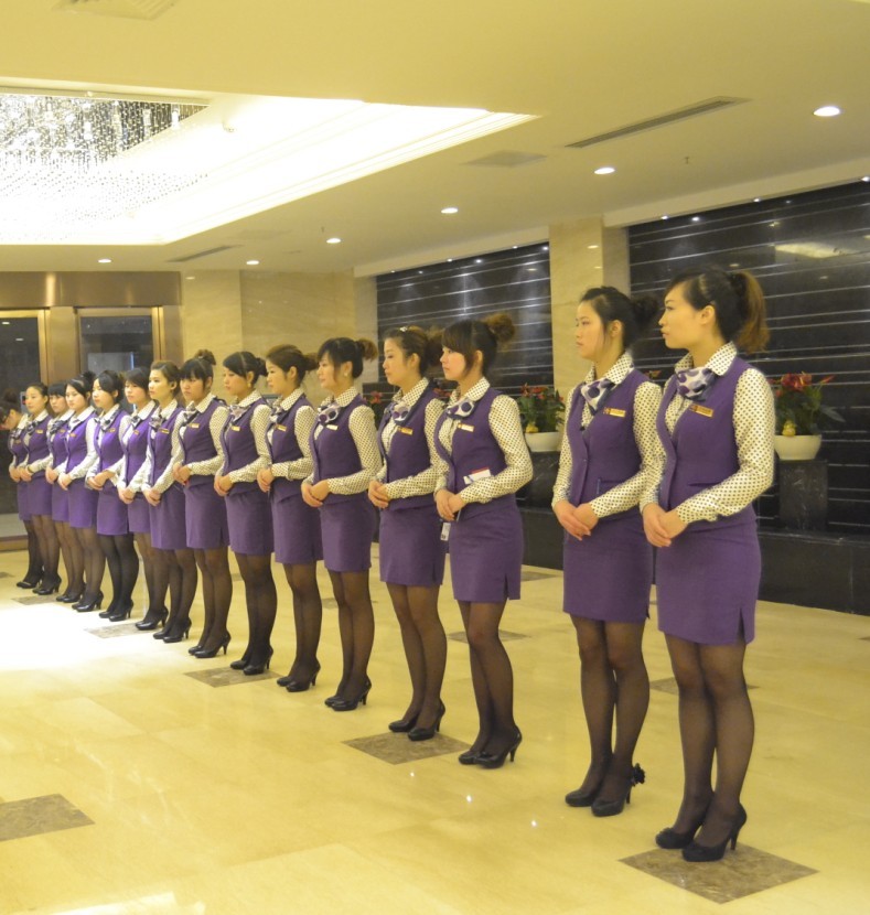 長(zhǎng)沙中央空調(diào),湖南中央空調(diào),長(zhǎng)沙格力中央空調(diào),長(zhǎng)沙麥克維爾中央空調(diào),長(zhǎng)沙大金中央空調(diào),長(zhǎng)沙中央空調(diào)公司哪家好